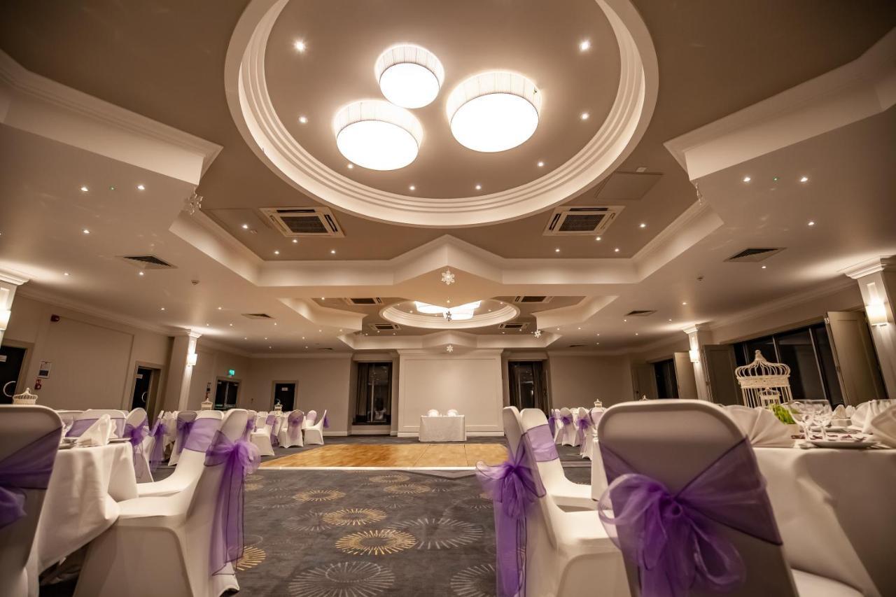 Mercure Bedford Centre Hotel Екстер'єр фото